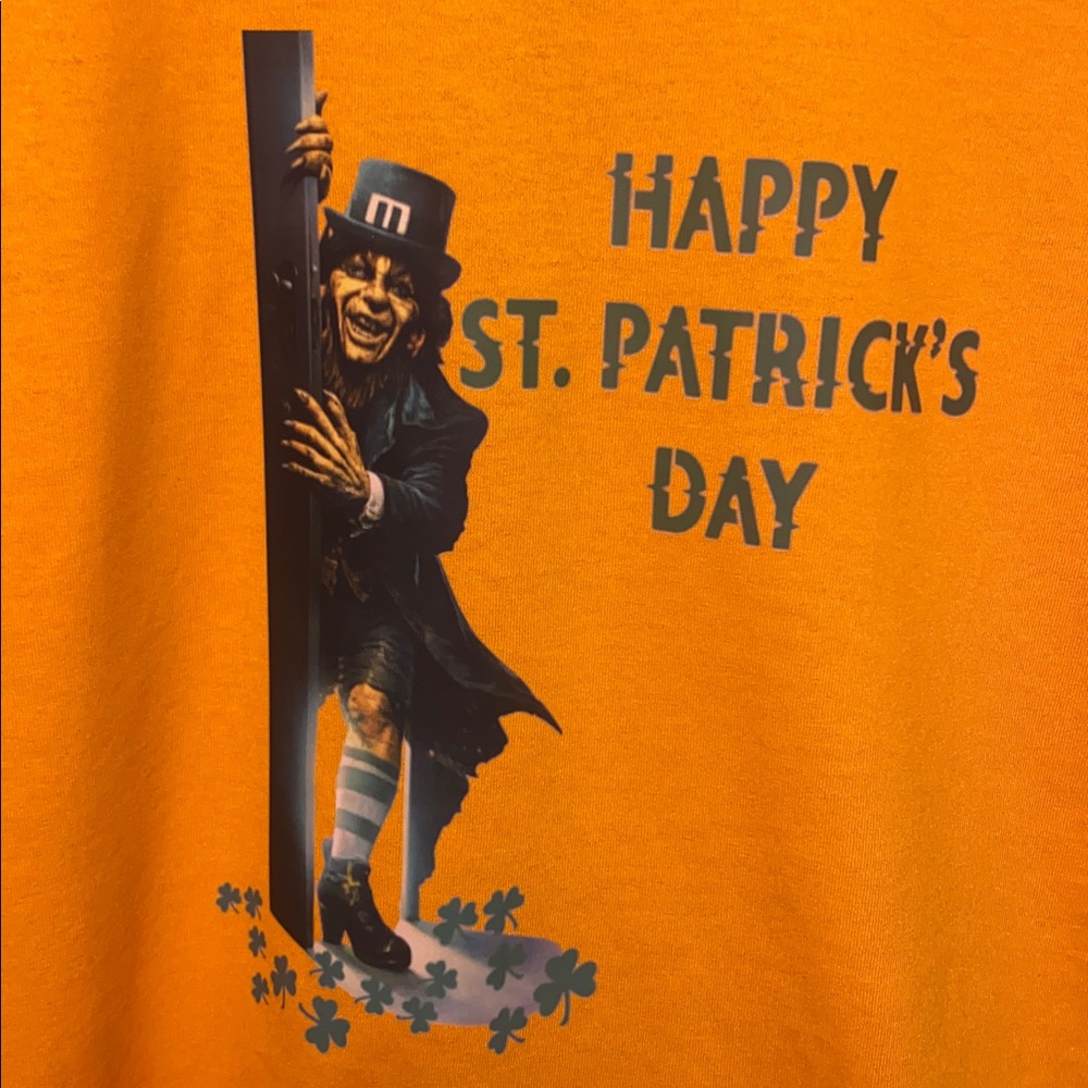 NEW!!  LEPRECHAUN- HORROR ICON-
 ST. PATRICK’S DAY tee